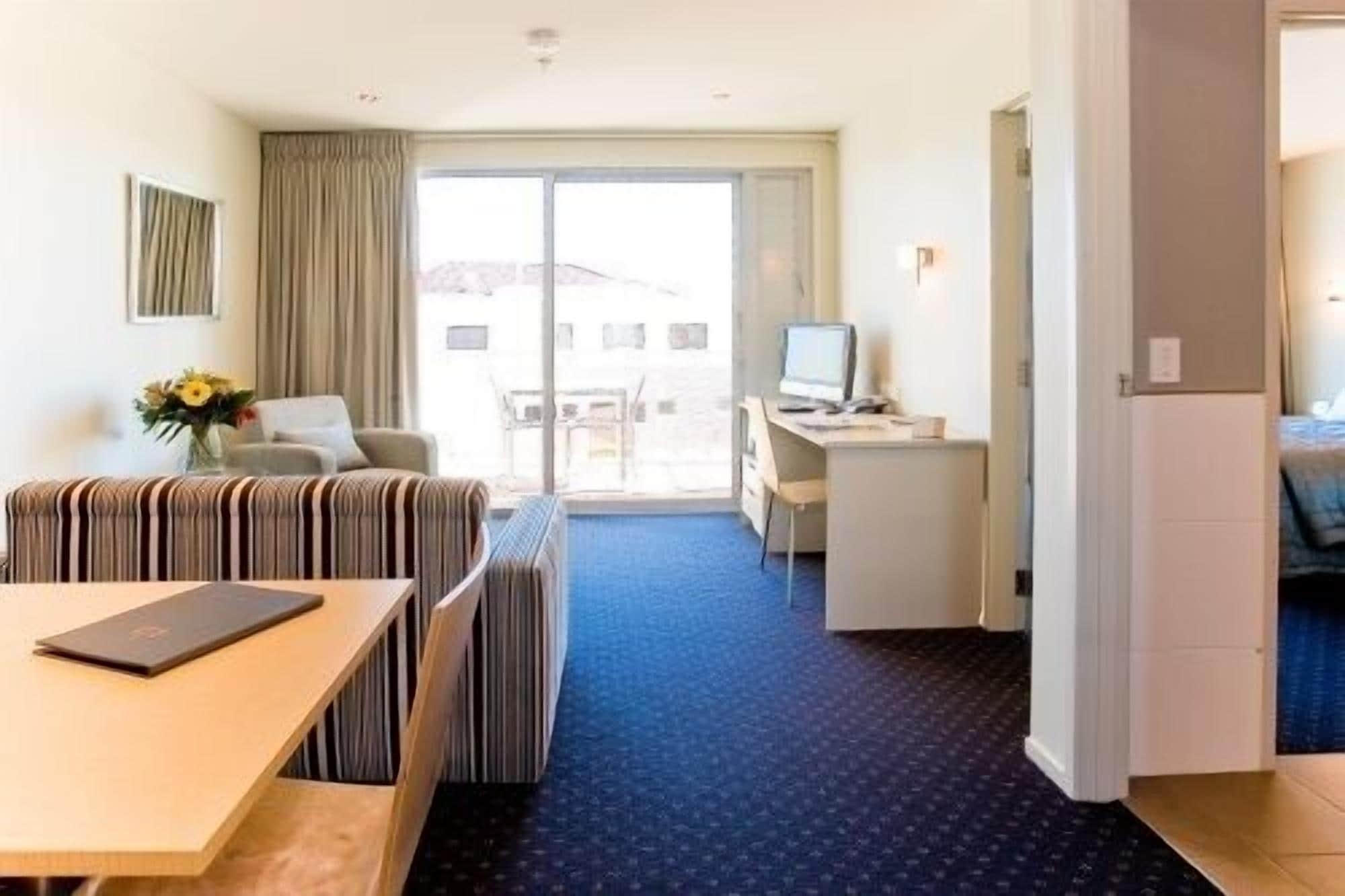 The Crown Hotel Napier Εξωτερικό φωτογραφία
